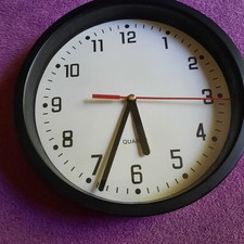 Wanduhr gebraucht kaufen  Lügde