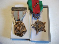 Lot medaille militaire d'occasion  Vinay