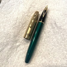Sheaffer legacy green d'occasion  Expédié en Belgium