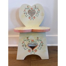 Banqueta de madeira pintada à mão para cadeira de coração - Decoração para quarto infantil comprar usado Banqueta de madeira pintada à mão para cadeira de coração - Decoração para quarto infantil comprar usado  Enviando para Brazil