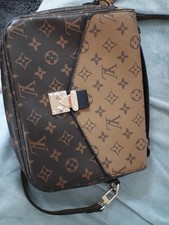 Louis vuitton pochette for sale  Medford
