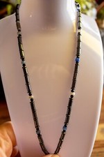 Collana uomo donna usato  Manfredonia