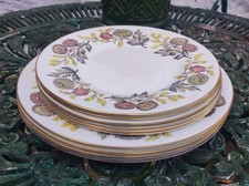 Wedgewood dinner service for sale  EASTBOURNE