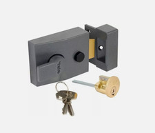 Yale automatic deadlocking for sale  BIRMINGHAM