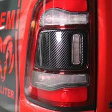 Luz trasera luz trasera lámpara cubierta moldura decoración fibra de carbono para Dodge Ram 2018+ segunda mano  Embacar hacia Mexico