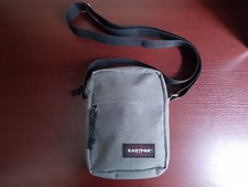 Sac bandoulière eastpak d'occasion  Montévrain