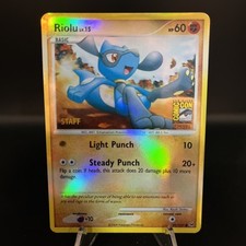 Reimpresso holográfico Riolu San Diego Comic Con equipe exclusiva comprar usado  Enviando para Brazil