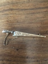 Broche fourreau dit d'occasion  Langeais