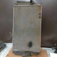 1640026390 radiatore toyota usato  Italia