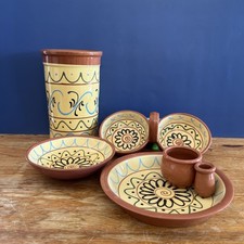 Conjunto de cerâmica espanhola vintage – 4 tigelas feitas à mão de azeitona, batatas fritas e salsa + vinho Rioja comprar usado  Enviando para Brazil