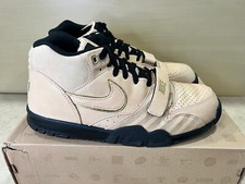 Size 10.5 nike for sale  Cincinnati