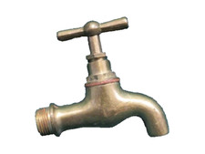 Vecchia fontana rubinetto usato  Salerno