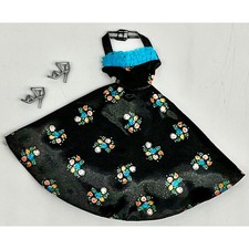 Usado, Barbie 2008 como Cha Cha em Grease-Dance Off!  Etiqueta prata (somente roupa) comprar usado Usado, Barbie 2008 como Cha Cha em Grease-Dance Off!  Etiqueta prata (somente roupa) comprar usado  Enviando para Brazil