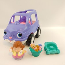 Usado, Mini-van Fisher Price Little People roxa com mãe, bebê e carrinho de bebê - Sons comprar usado  Enviando para Brazil