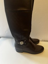 Liz claiborne women for sale  Cumberland