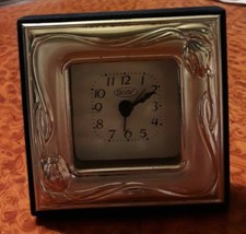 Sveglia orologio comodino usato  Martinsicuro