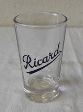 Ancien petit verre d'occasion  Chambon-sur-Voueize