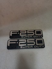99 00 01 02 03 04 FORD F-250 XL SUPER DUTY EMBLEMA FENDER LOGOTIPO EMBLEMA PLACA *PAR* comprar usado  Enviando para Brazil