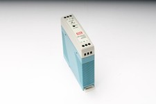 Fuentes de alimentación Mean Well MDR-20-5 5V 3.0A Din Rail segunda mano  Embacar hacia Mexico