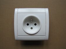 Legrand 84202 prise d'occasion  Lyon V