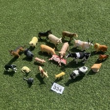 Britains farm pigs for sale  NEW MALDEN