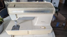 Singer futura model for sale  Wilmington