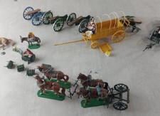 Lot anciennes figurines d'occasion  Seingbouse
