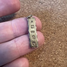 9ct 375 yellow for sale 9ct 375 yellow for sale  LEVEN