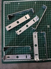 One mounting bracket d'occasion  Expédié en Belgium