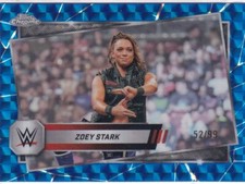 Usado, Topps Chrome WWE 2025 No. 174 Zoey Stark Blue Mosaic Refractor 52/99 comprar usado  Enviando para Brazil