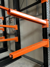 scaffalatura cantilever usato  Italia