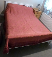 Large vintage bedspread for sale  WIGSTON
