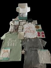 22 itens de festa de noivado / camisetas / placa / vidro / soxs / balão (ver fotos) comprar usado  Enviando para Brazil