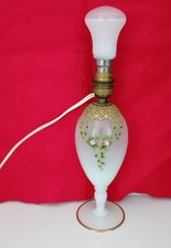 Lampe opaline blanche d'occasion  Sainte-Geneviève-des-Bois