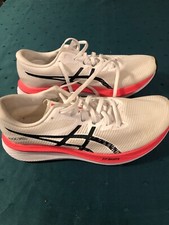 Scarpa running uomo usato  Aosta