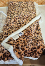 Sherpa fleece throw for sale  PETERSFIELD