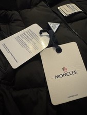 Moncler women winter for sale Moncler women winter for sale  GRAYS