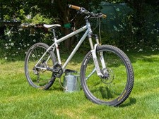 Genesis altitude 2010 for sale  HERTFORD