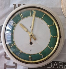 Anciennes pendule murale d'occasion  Merville