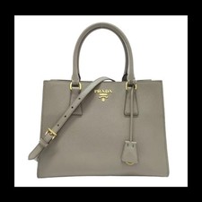 Bolsa de ombro Prada pequena de couro Saffiano, usado comprar usado  Enviando para Brazil