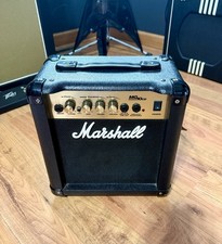 Combo de guitarra Marshall MG Series MG10CD 2 canais 10 watts 1x6,5" estado sólido comprar usado  Enviando para Brazil