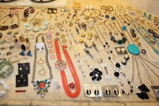 Costume jewelry mixed for sale  Anaheim