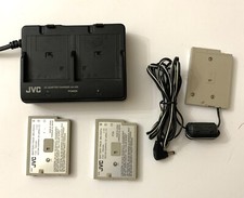 Carica batterie doppio usato  Fivizzano