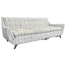 bassett sofa couch for sale bassett sofa couch for sale Wilmington