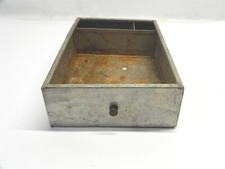 GAVETA DE METAL DE ALUMÍNIO ANTIGA VINTAGE 10" DE LARGURA 4" DE ALTURA 15" DE COMPRIMENTO USADA comprar usado  Enviando para Brazil