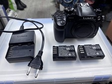 Corpo da câmera sem espelho Panasonic LUMIX GH4 --Contagem do obturador 1.191 comprar usado Corpo da câmera sem espelho Panasonic LUMIX GH4 --Contagem do obturador 1.191 comprar usado  Enviando para Brazil