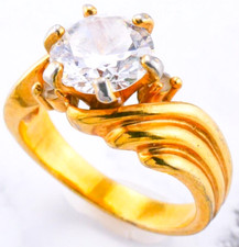 Anel solitário folheado a ouro simulador de diamante zircônia cúbica tamanho 6,75 comprar usado  Enviando para Brazil