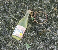 Porte clés bouteille d'occasion  Cerisy-la-Salle