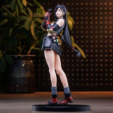 Figurine ff7 tifa usato Figurine ff7 tifa usato  Spedire a Italy