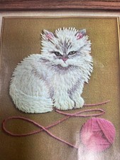 Kit de bordado vintage Avon Creative Needlecraft Crewel fio brincalhão gatinho gato comprar usado  Enviando para Brazil